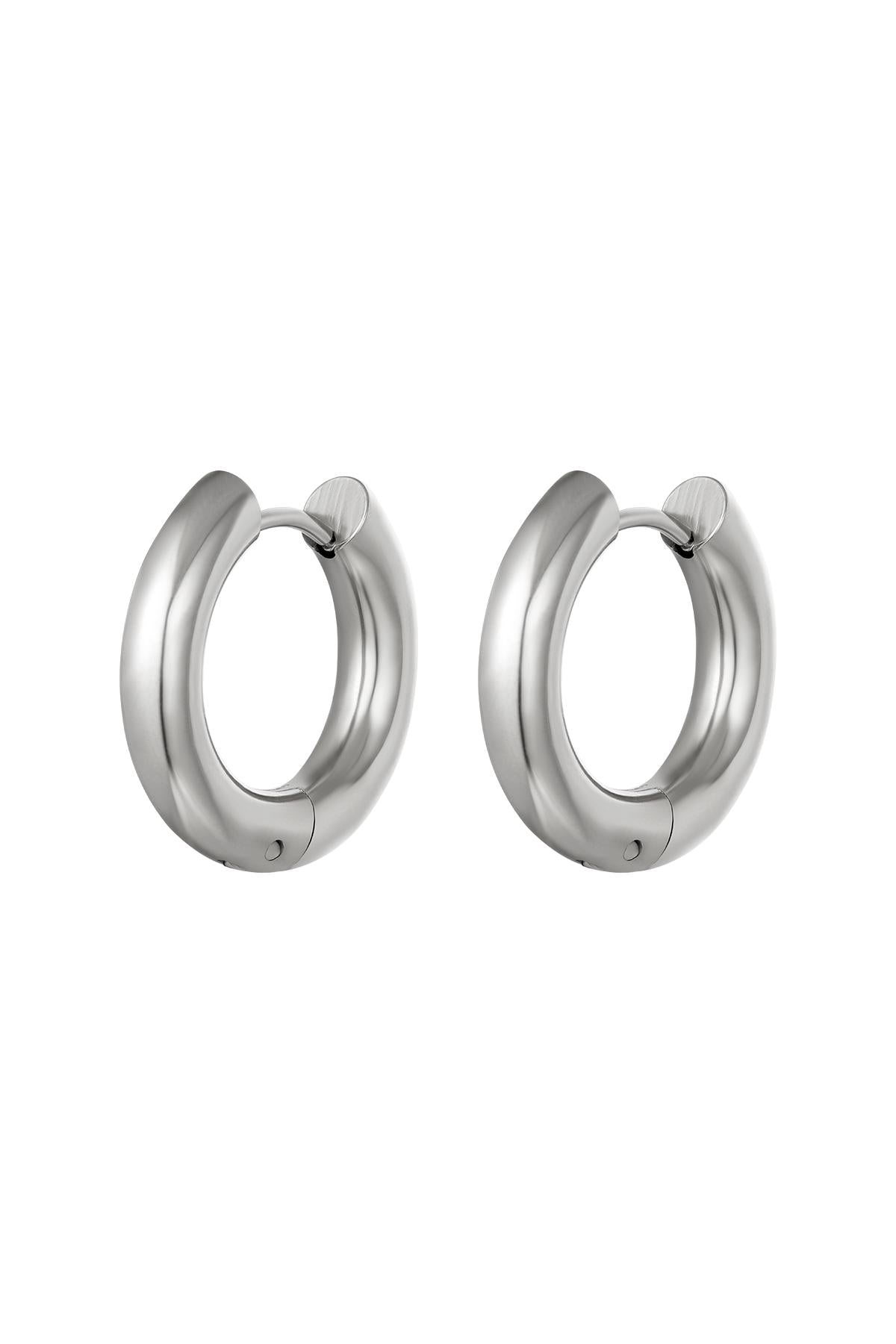 “Essential” Earrings Silver